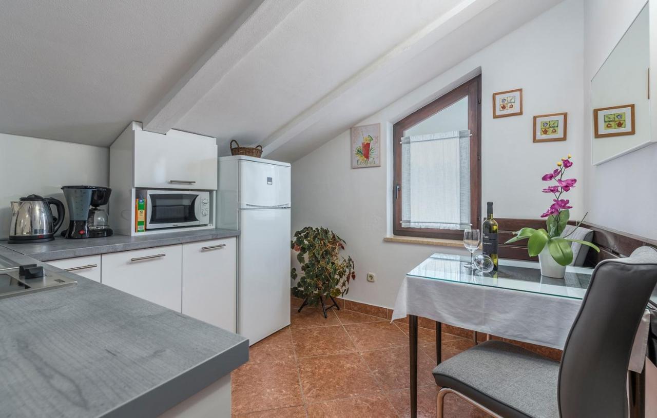 Apartment House Matosevic Пореч Екстер'єр фото