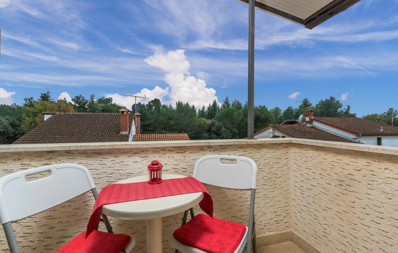 Apartment House Matosevic Пореч Екстер'єр фото