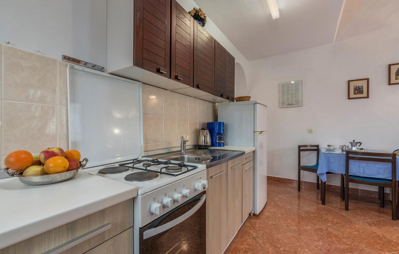 Apartment House Matosevic Пореч Екстер'єр фото